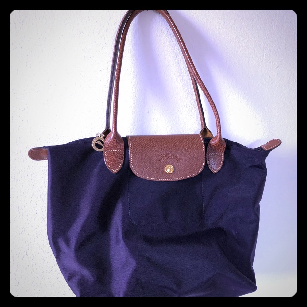 Longchamp medium tote bag- beautiful and great condition!